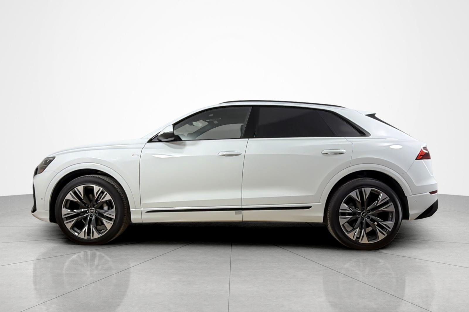 New 2026 Audi Q8 Premium Plus AWD/4WD image 3
