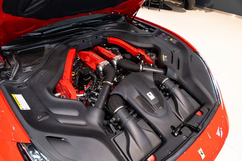 Certified 2020 Ferrari Portofino RWD image 17