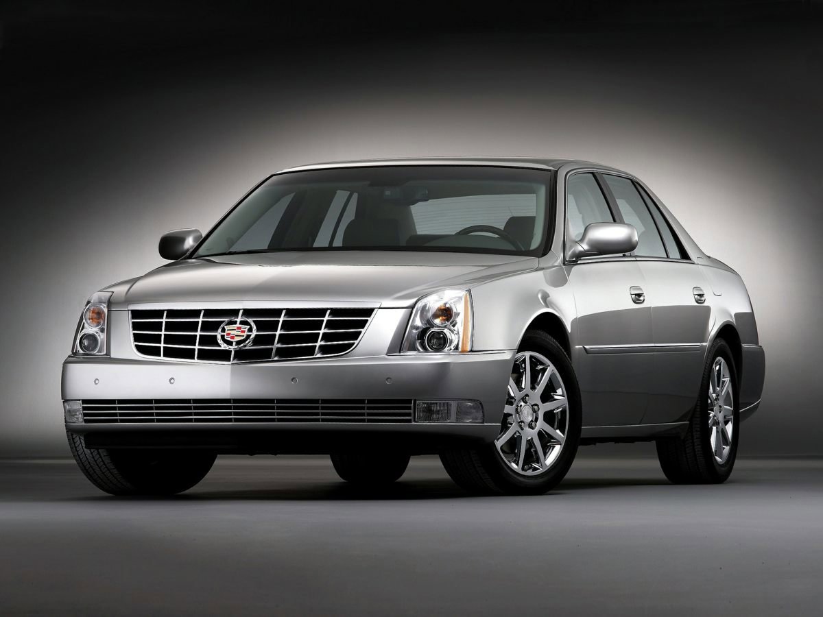 Used 2007 Cadillac DTS Luxury I w/ Trunk Convenience Package