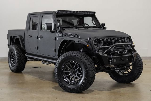 Used 2025 Jeep Gladiator Rubicon w/ Safety Group AWD/4WD image 27
