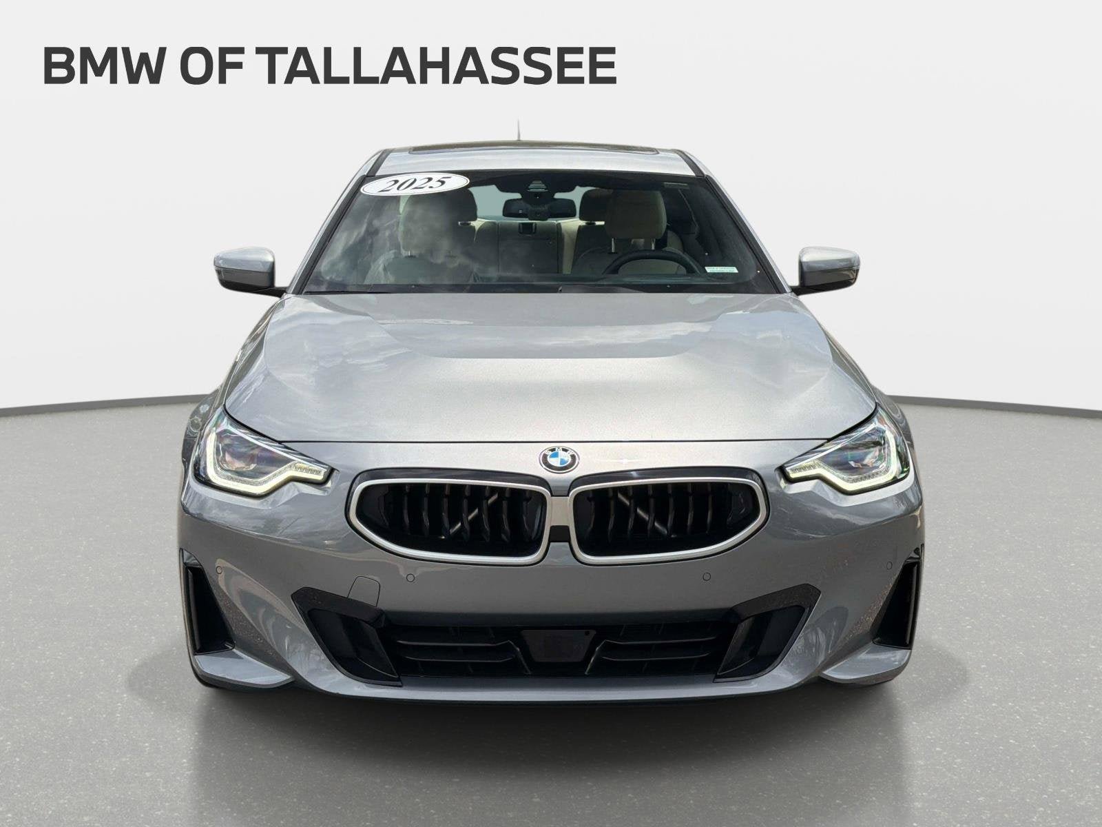 Used 2025 BMW 230i Coupe w/ Premium Package RWD image 2