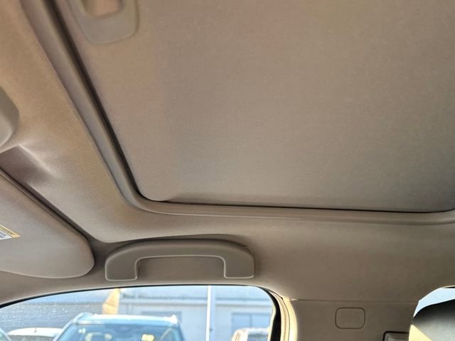 Used 2024 Nissan Frontier SL w/ Technology Package image 14