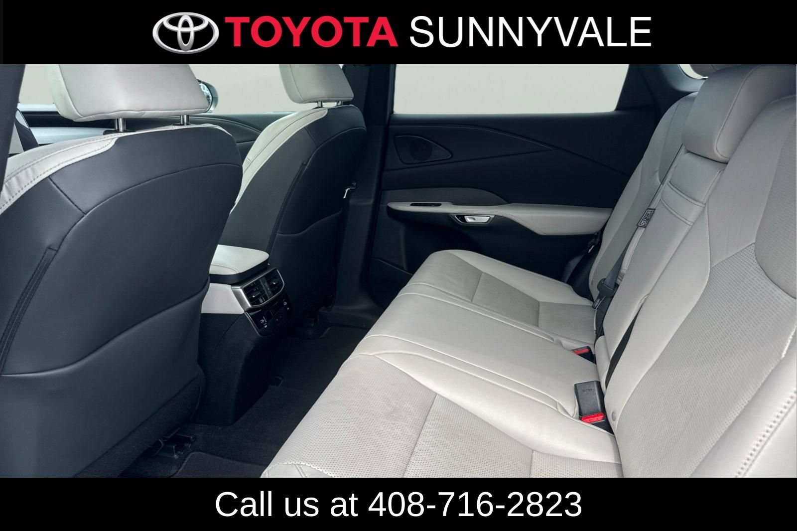 Used 2024 Lexus RX 350 Premium Plus w/ Convenience Package FWD image 5