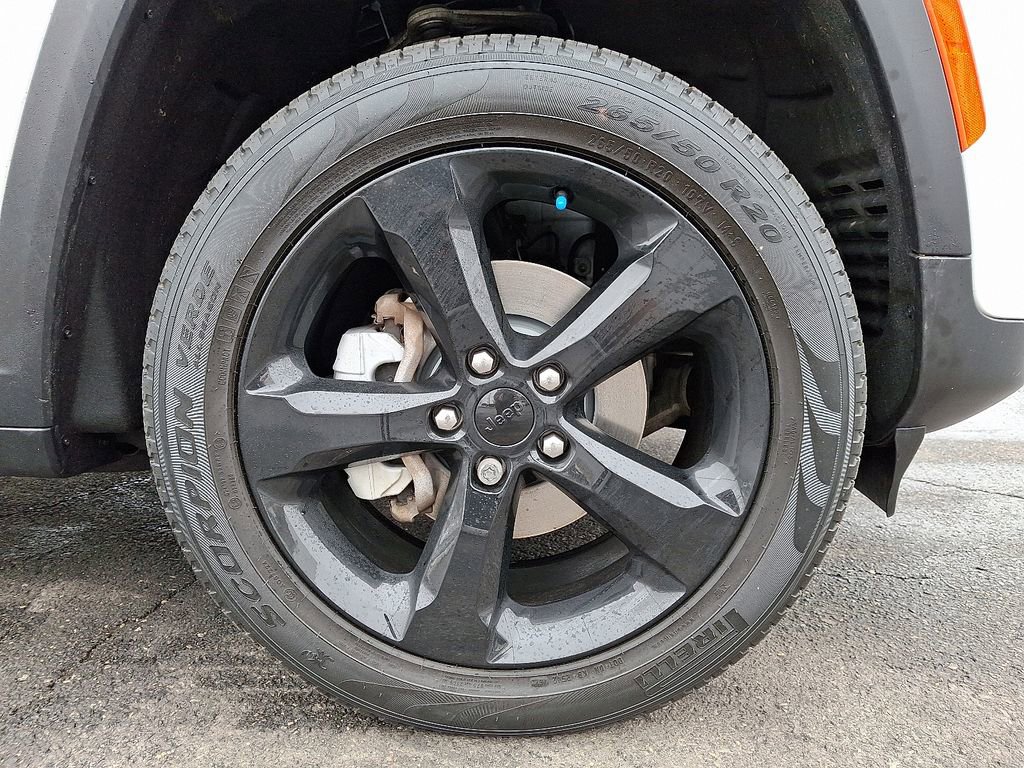 Used 2023 Jeep Grand Cherokee Limited w/ Luxury Tech Group II image 8