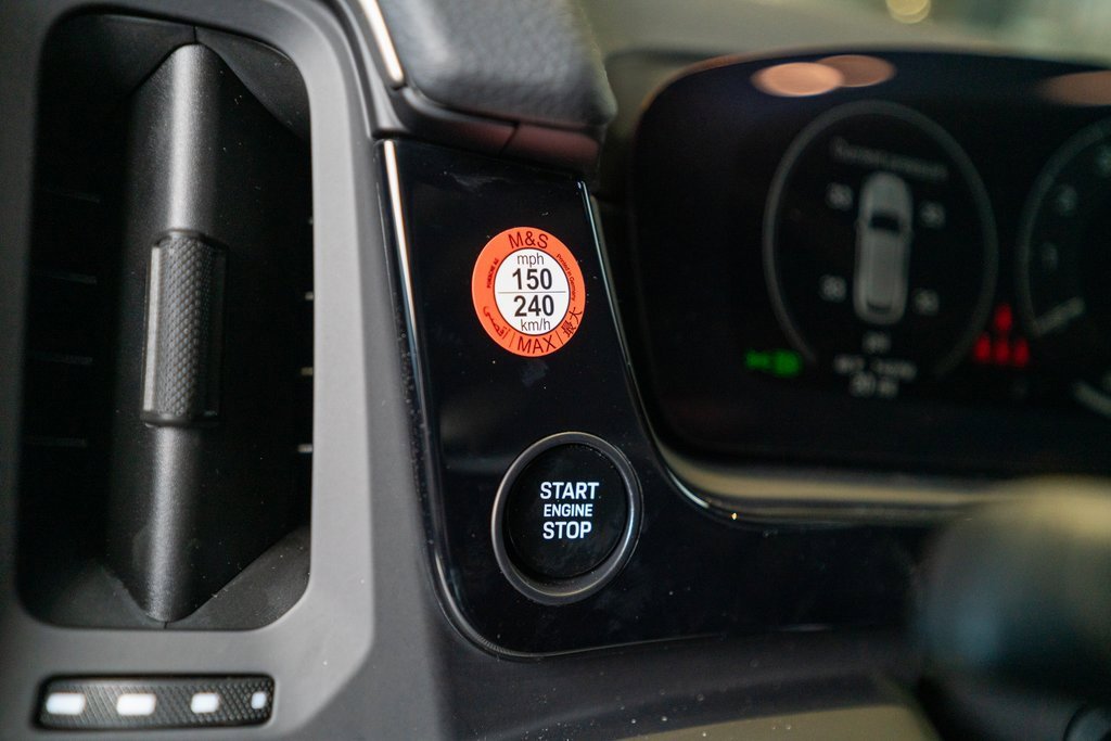 New 2025 Porsche Cayenne image 23