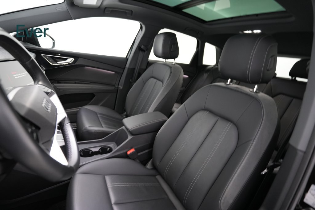 Used 2024 Audi Q4 e-tron Premium Plus w/ Premium Plus AWD/4WD image 4