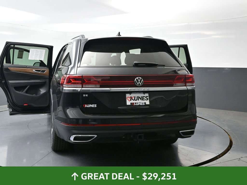 Used 2024 Volkswagen Atlas SE image 57