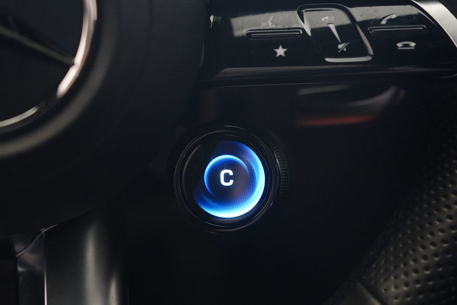 Used 2026 Mercedes-Benz GLC 43 AMG 4MATIC image 20