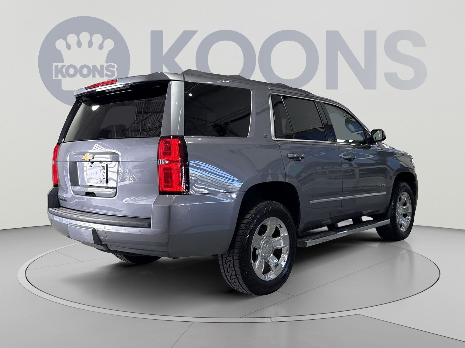 Used 2018 Chevrolet Tahoe LT w/ LT Signature Package AWD/4WD image 11