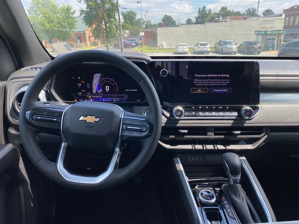 New 2025 Chevrolet Colorado LT w/ LT Convenience Package AWD/4WD image 13
