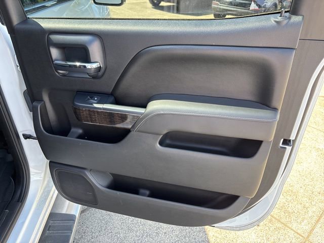 Used 2016 GMC Sierra 3500 Denali w/ Duramax Plus Package AWD/4WD image 38