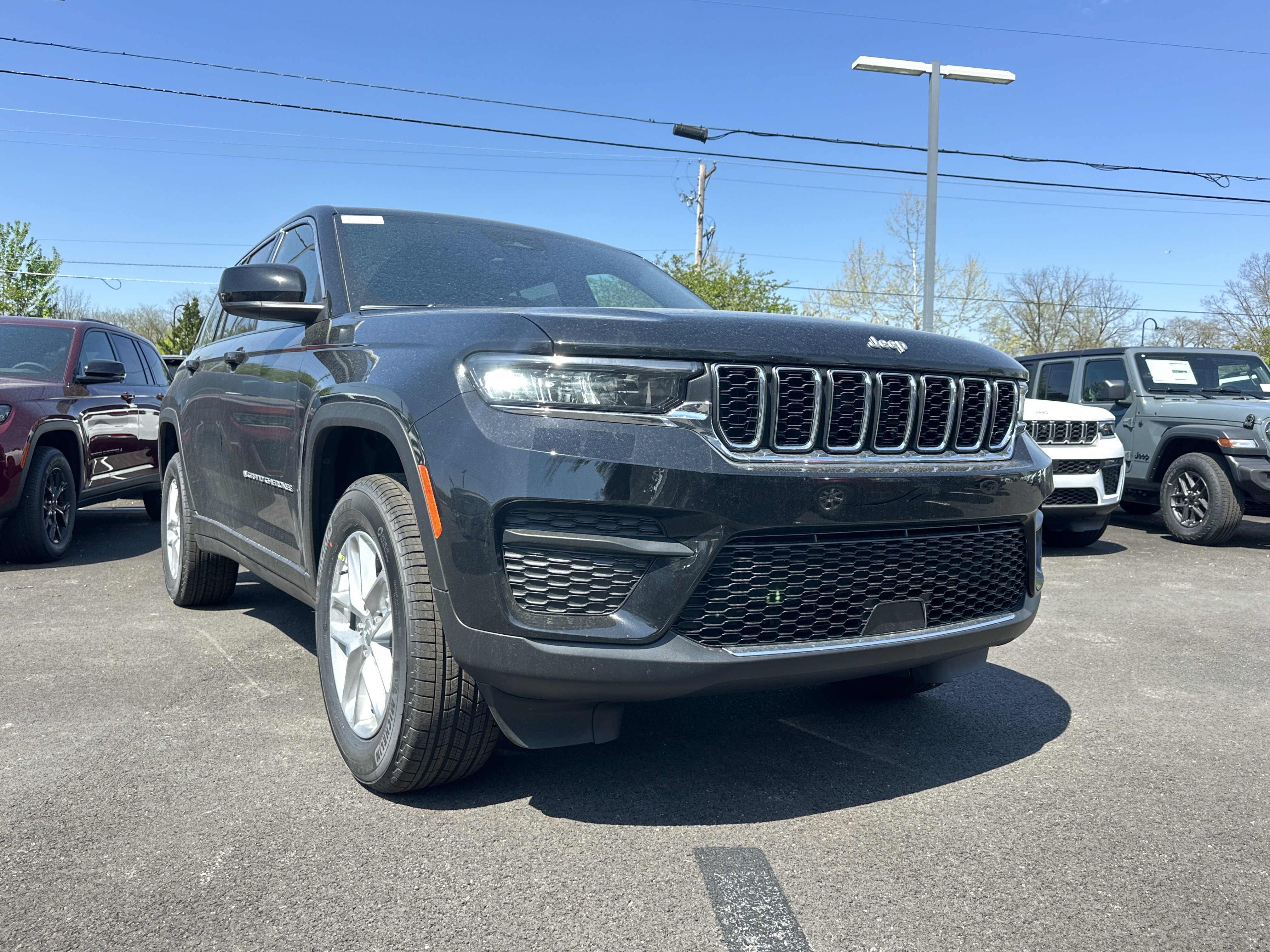 New 2026 Jeep Grand Cherokee Laredo X AWD/4WD image 19