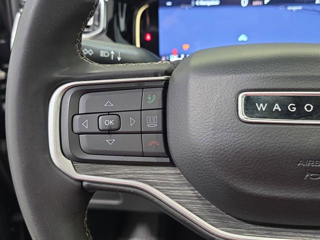 Used 2022 Jeep Wagoneer Series III w/ Premium Group I AWD/4WD image 16