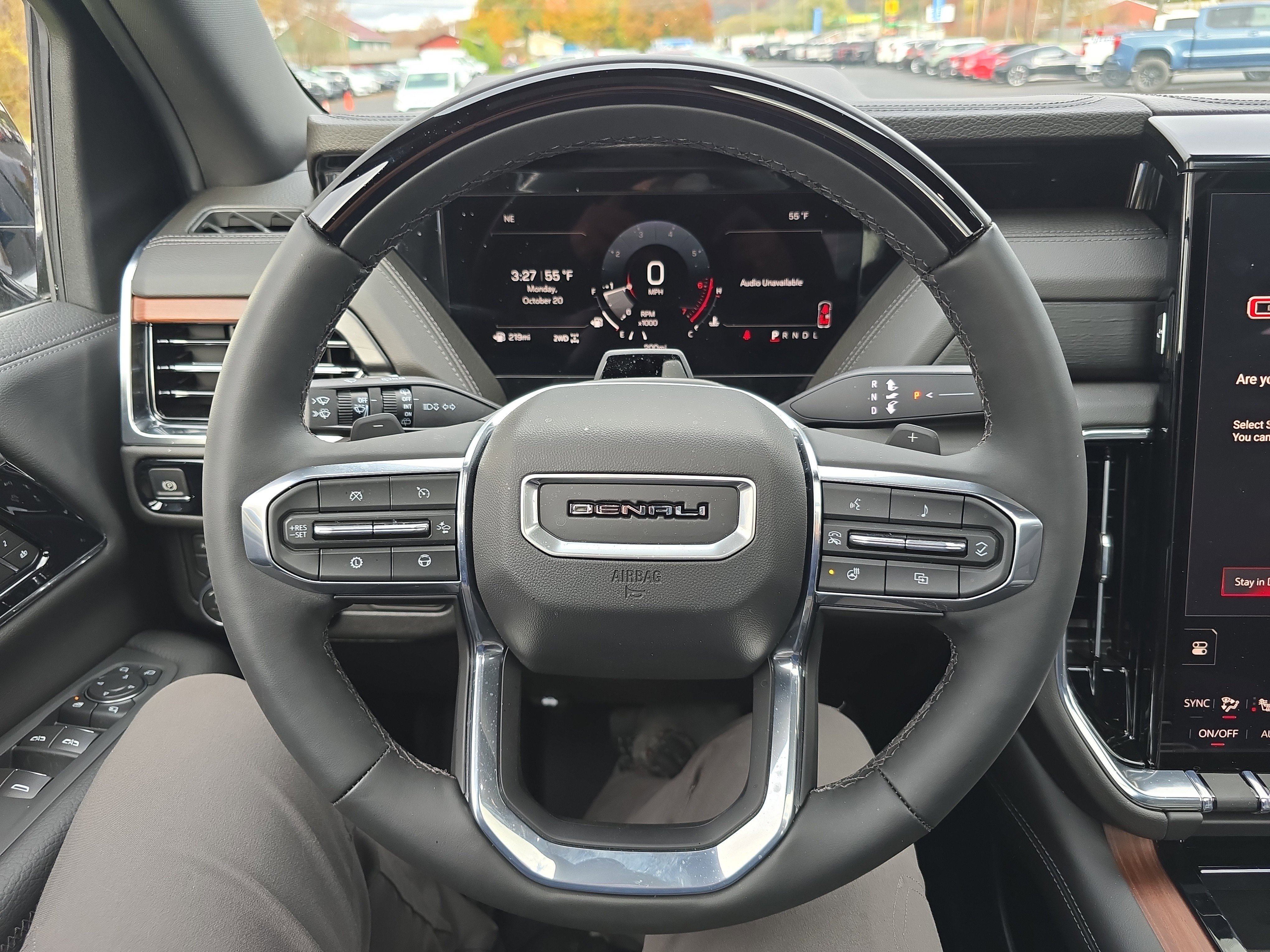 New 2026 GMC Yukon Denali w/ Denali Reserve Package image 24