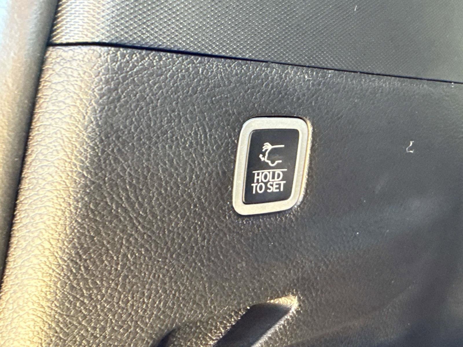 New 2026 Jeep Grand Wagoneer L Summit image 32