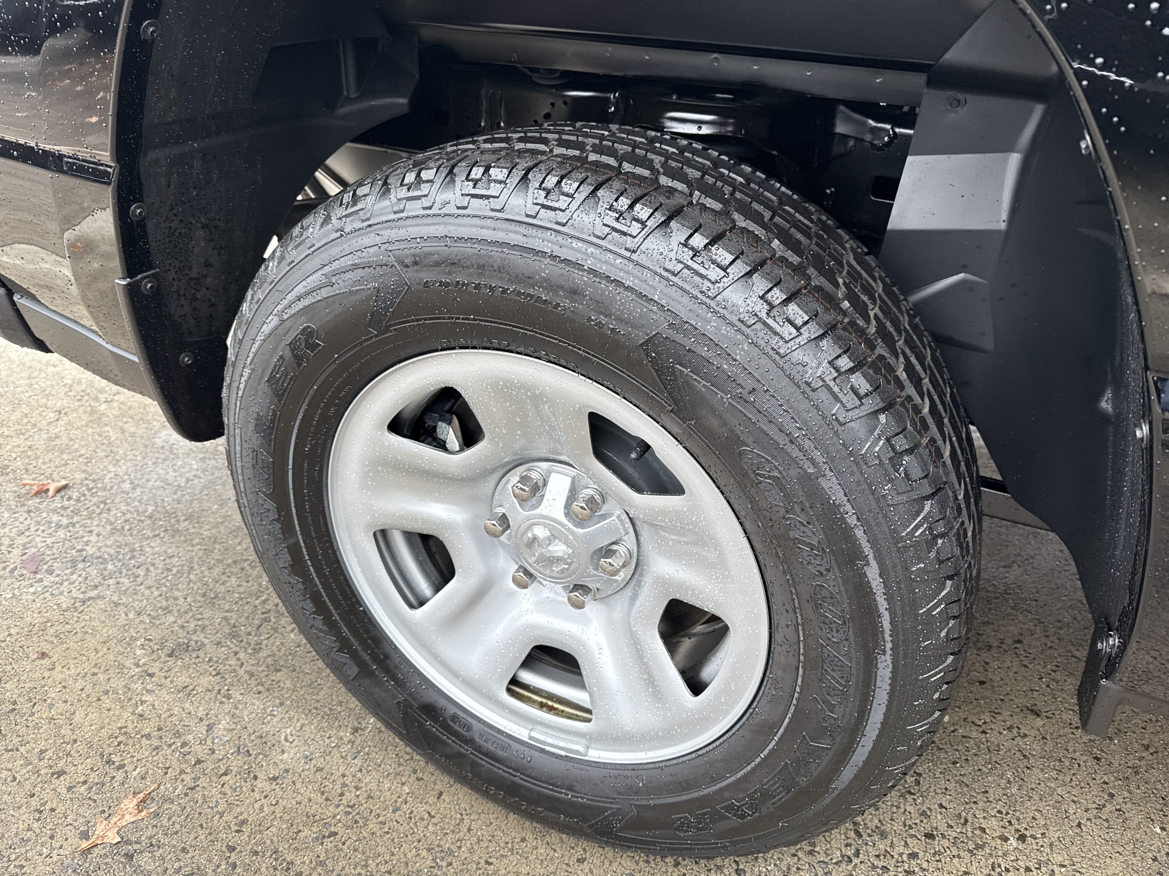 New 2026 RAM 1500 Tradesman AWD/4WD image 18
