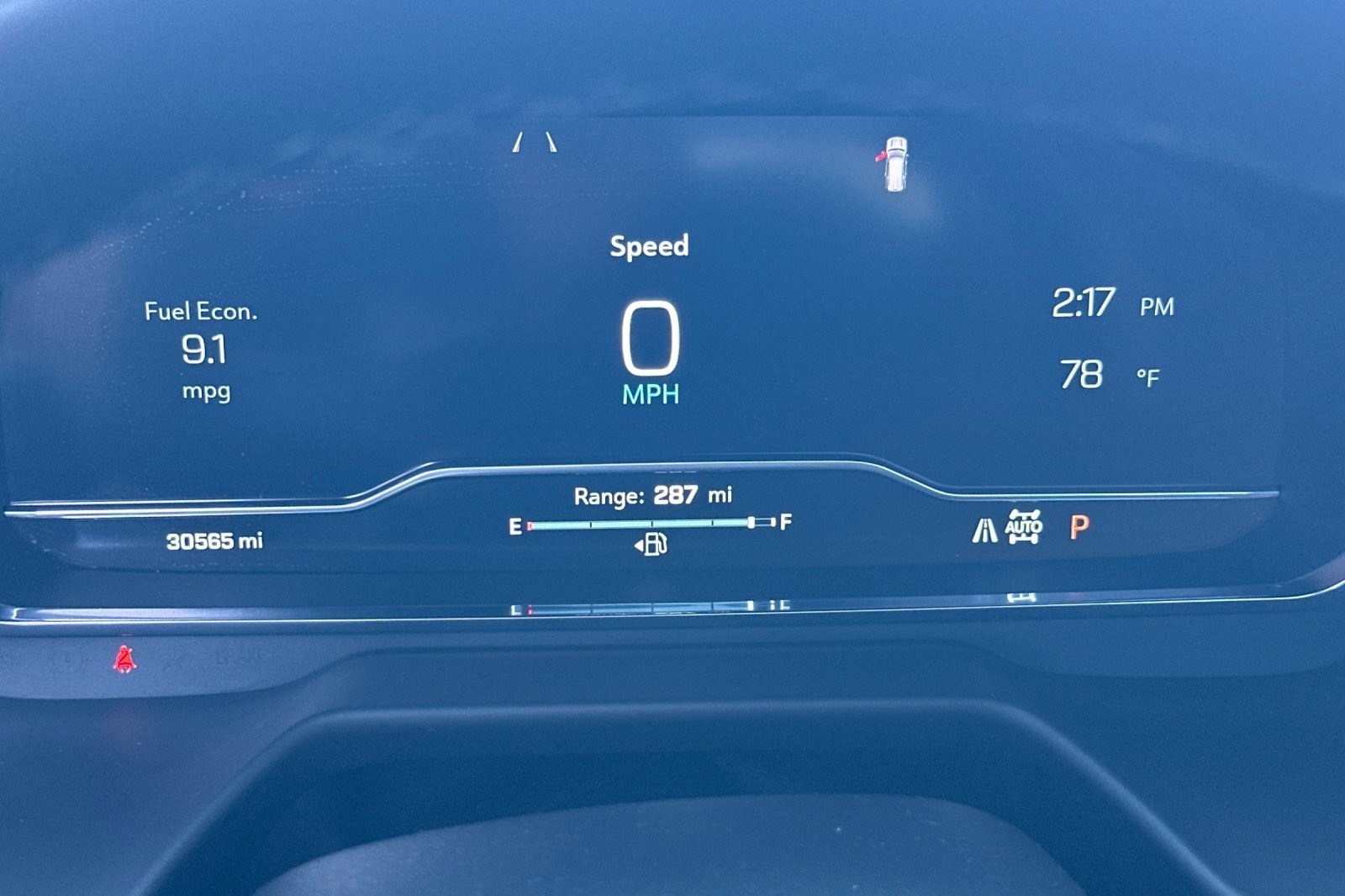 Used 2024 Chevrolet Suburban Z71 image 39