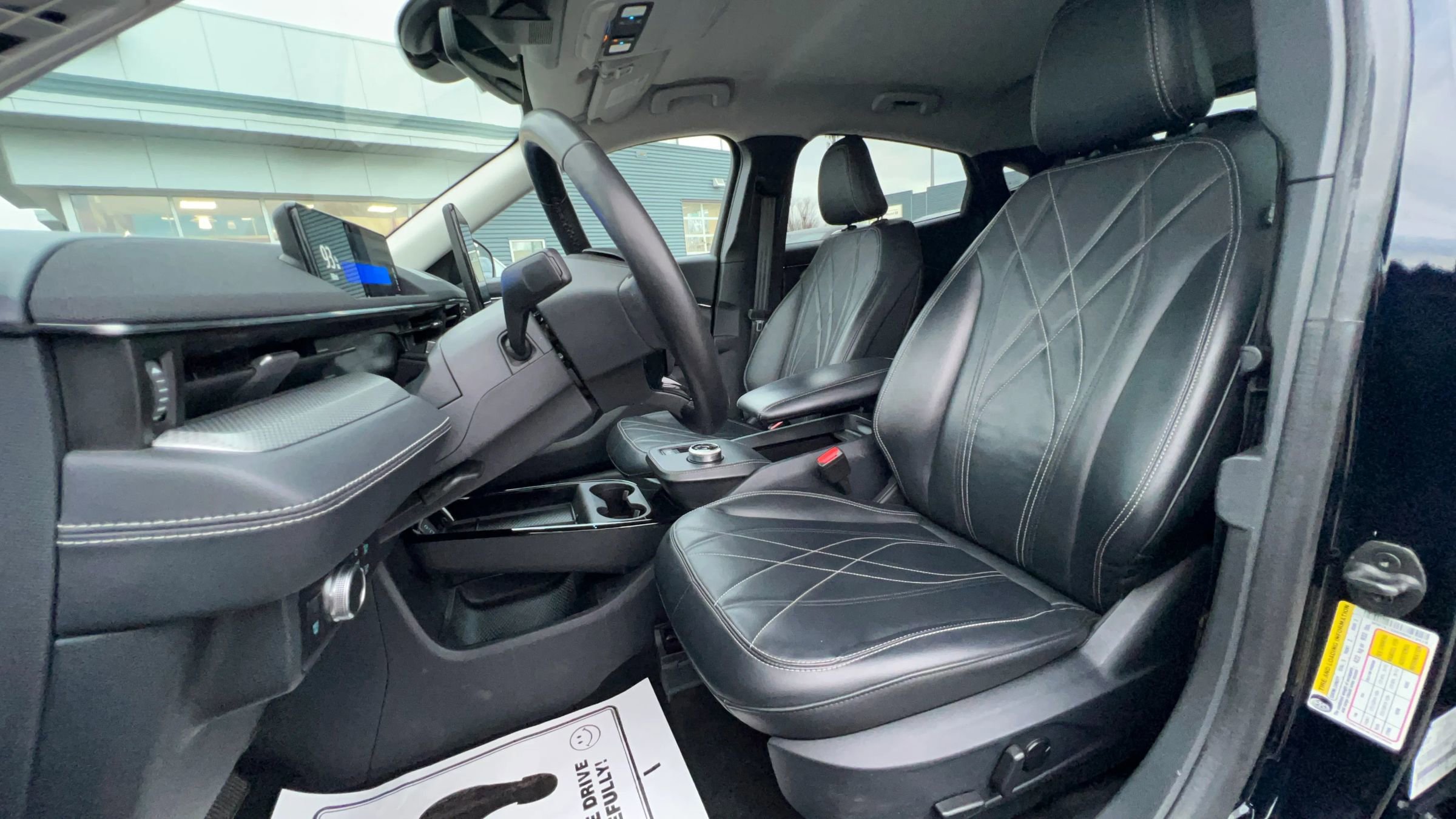 Used 2021 Ford Mustang Mach-E Select w/ Comfort/Appearance Package image 22