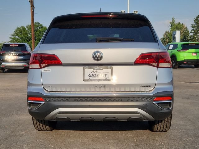 Certified 2023 Volkswagen Taos SE w/ Panoramic Sunroof Package AWD/4WD image 11
