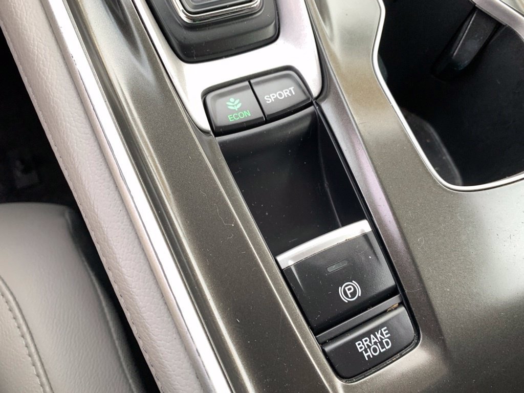 Used 2018 Honda Accord Touring image 22