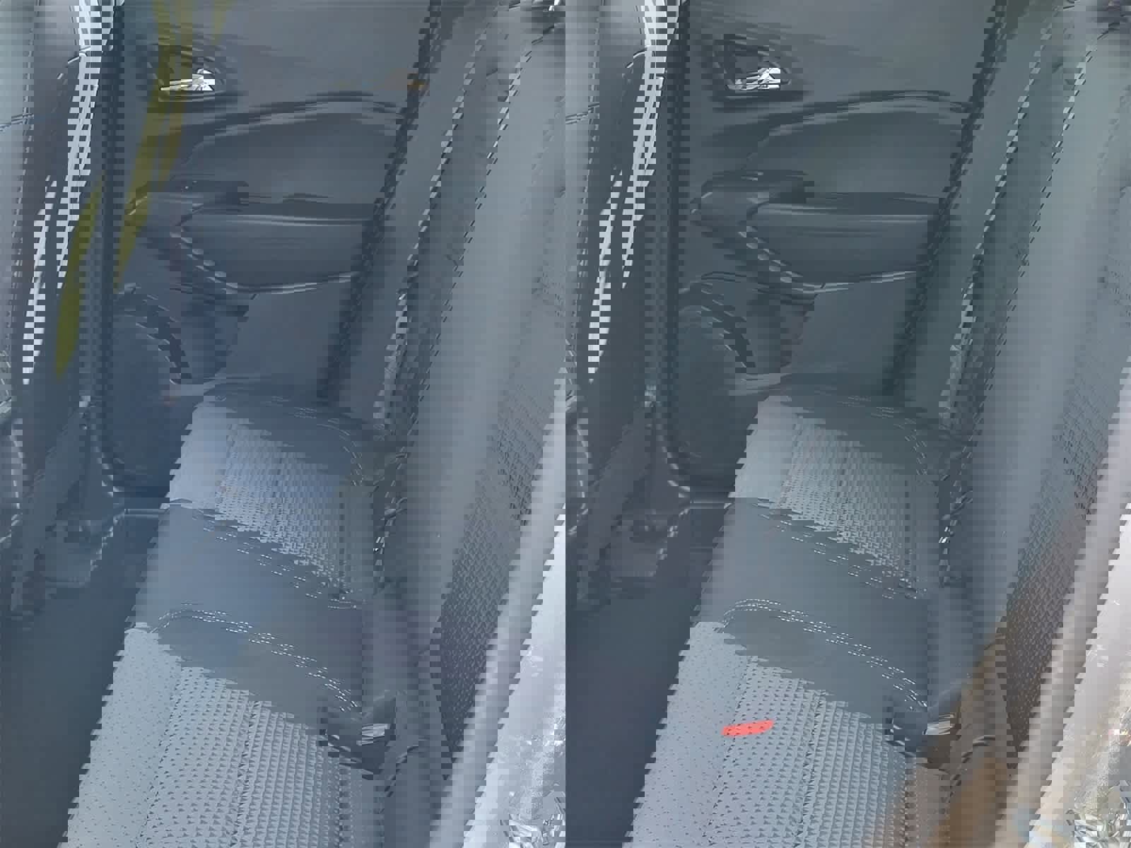 Used 2025 Chevrolet Trax LT w/ LT Convenience Package image 29