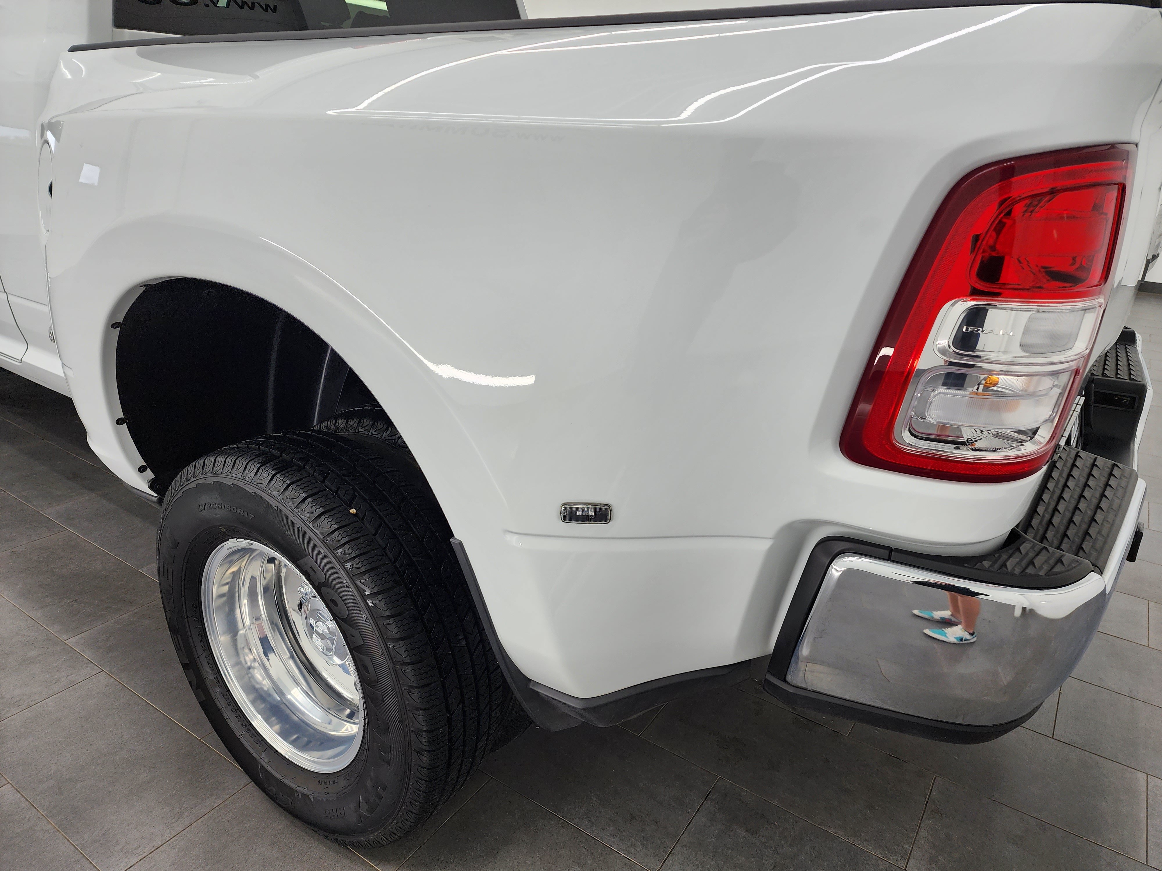 Used 2022 RAM 3500 Big Horn w/ Protection Group AWD/4WD image 28