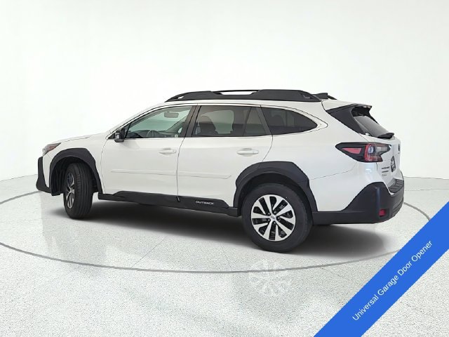 Used 2025 Subaru Outback Premium w/ Popular Package #1A AWD/4WD image 3