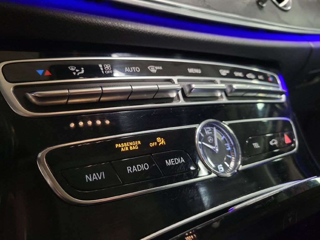 Used 2017 Mercedes-Benz E 300 image 23