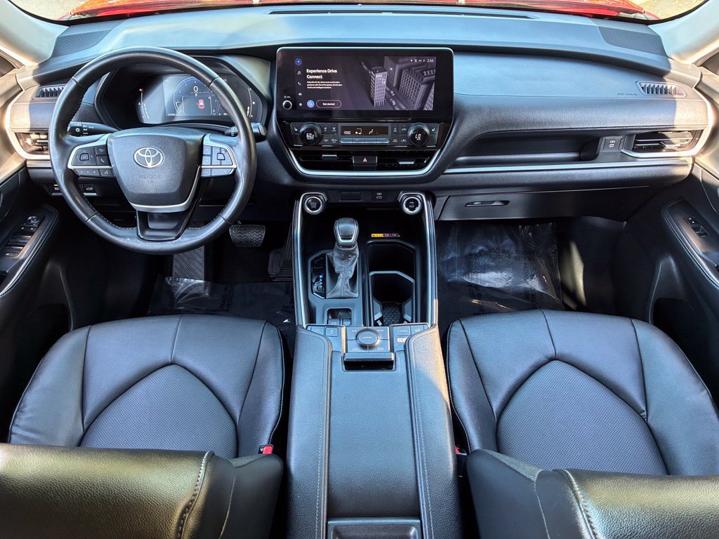 Used 2024 Toyota Grand Highlander AWD image 5