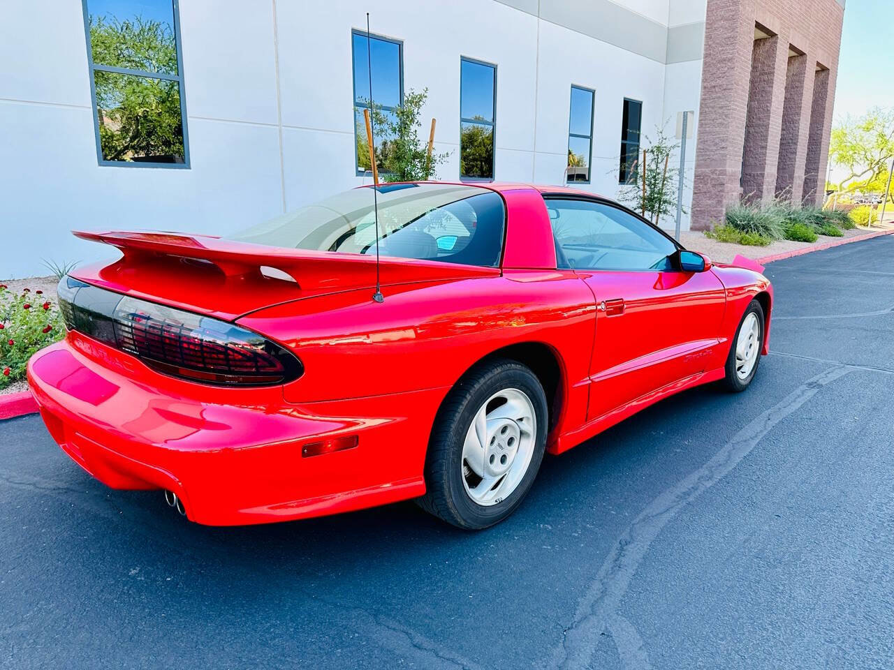 Used 1993 Pontiac Firebird Trans Am RWD image 7
