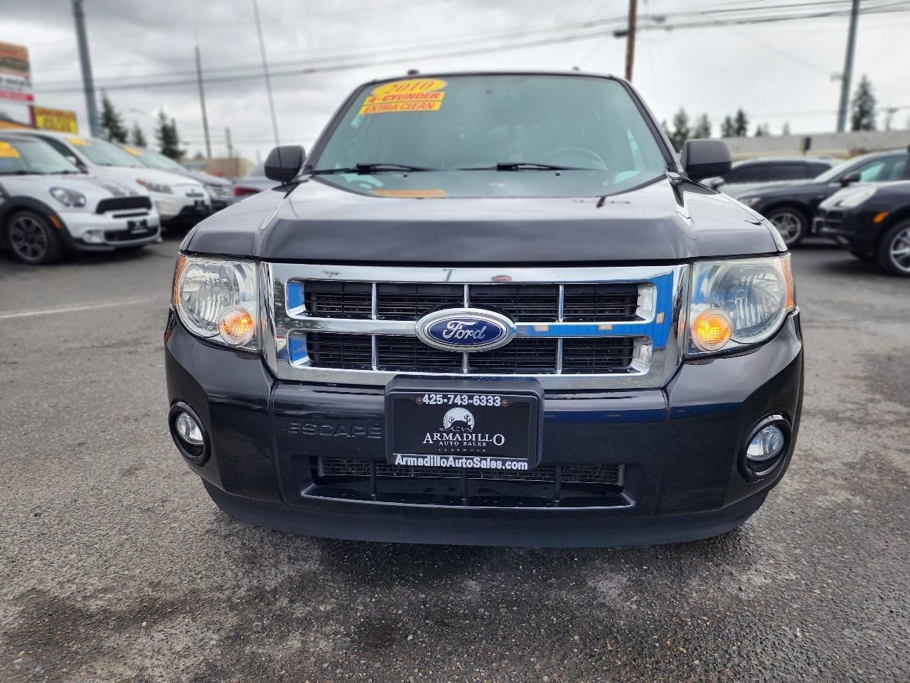 Used 2010 Ford Escape XLT image 2