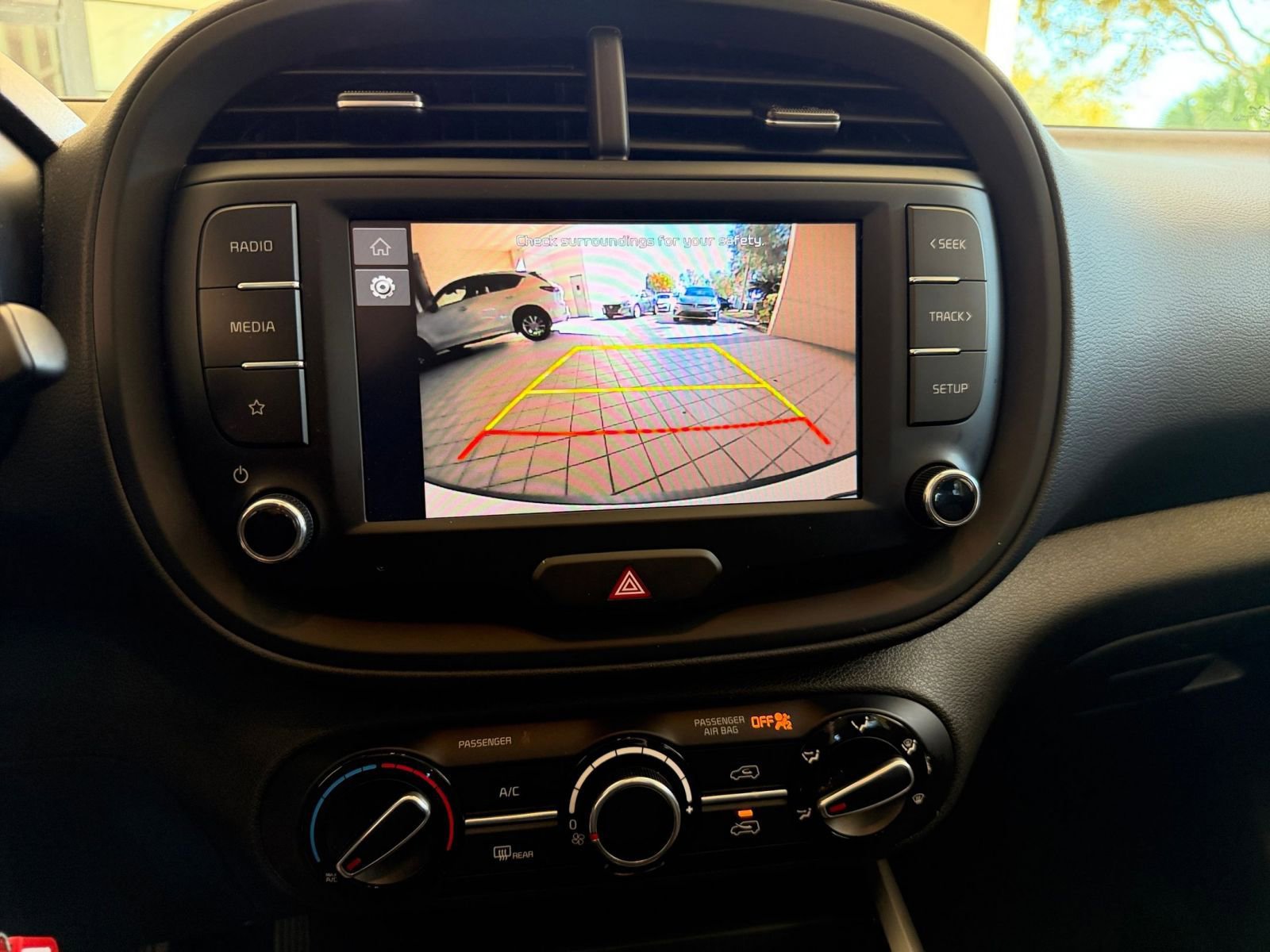 Used 2025 Kia Soul LX w/ LX Technology Package image 20