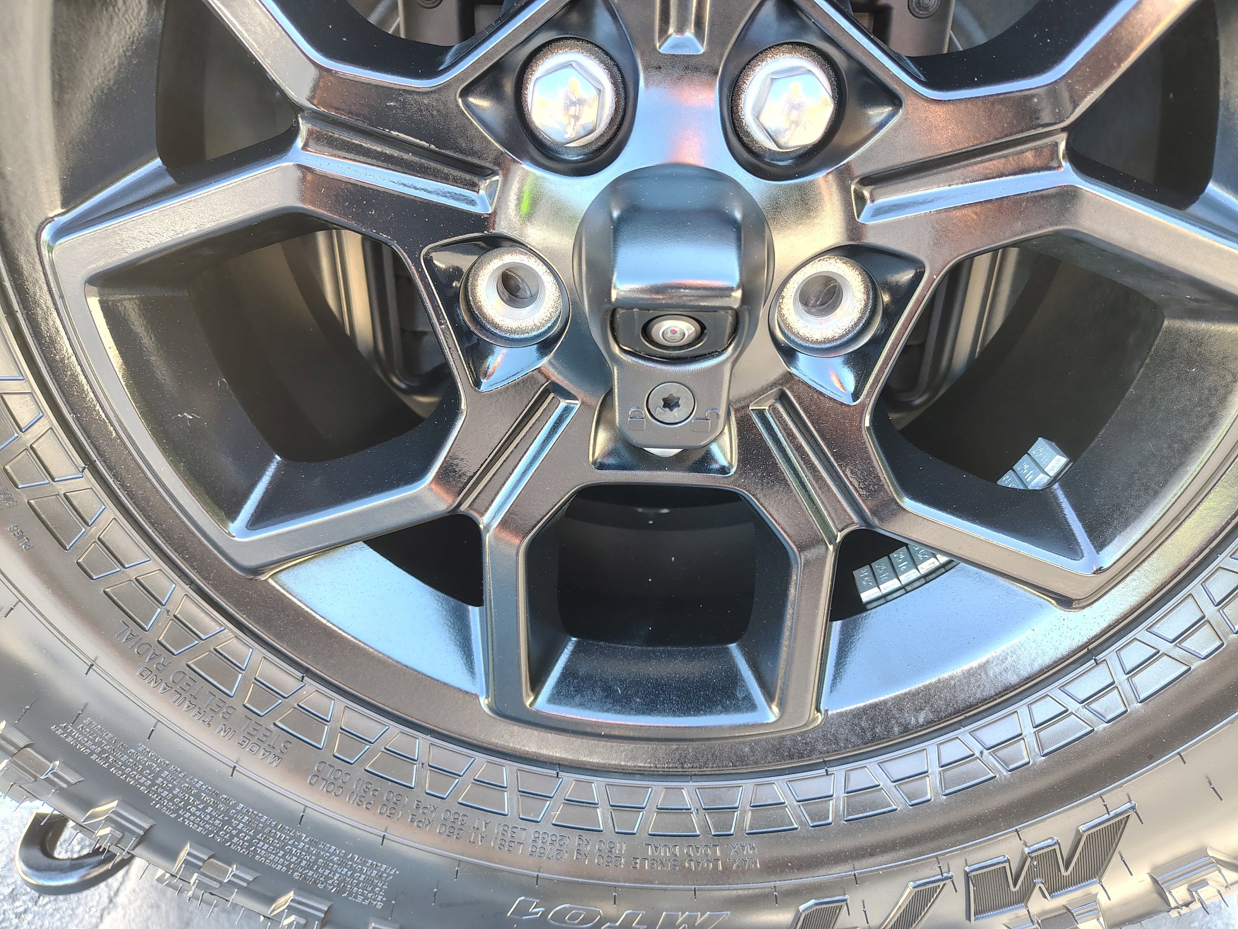 Certified 2024 Jeep Wrangler Willys image 10