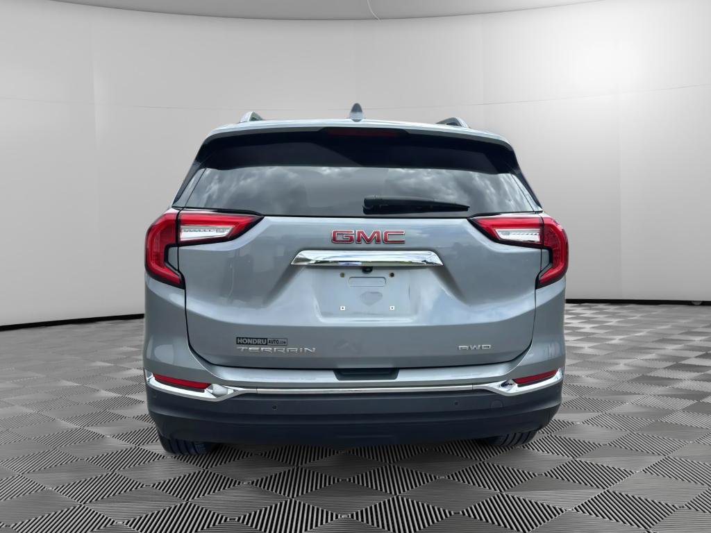 Used 2023 GMC Terrain SLT w/ Tech Package AWD/4WD image 8