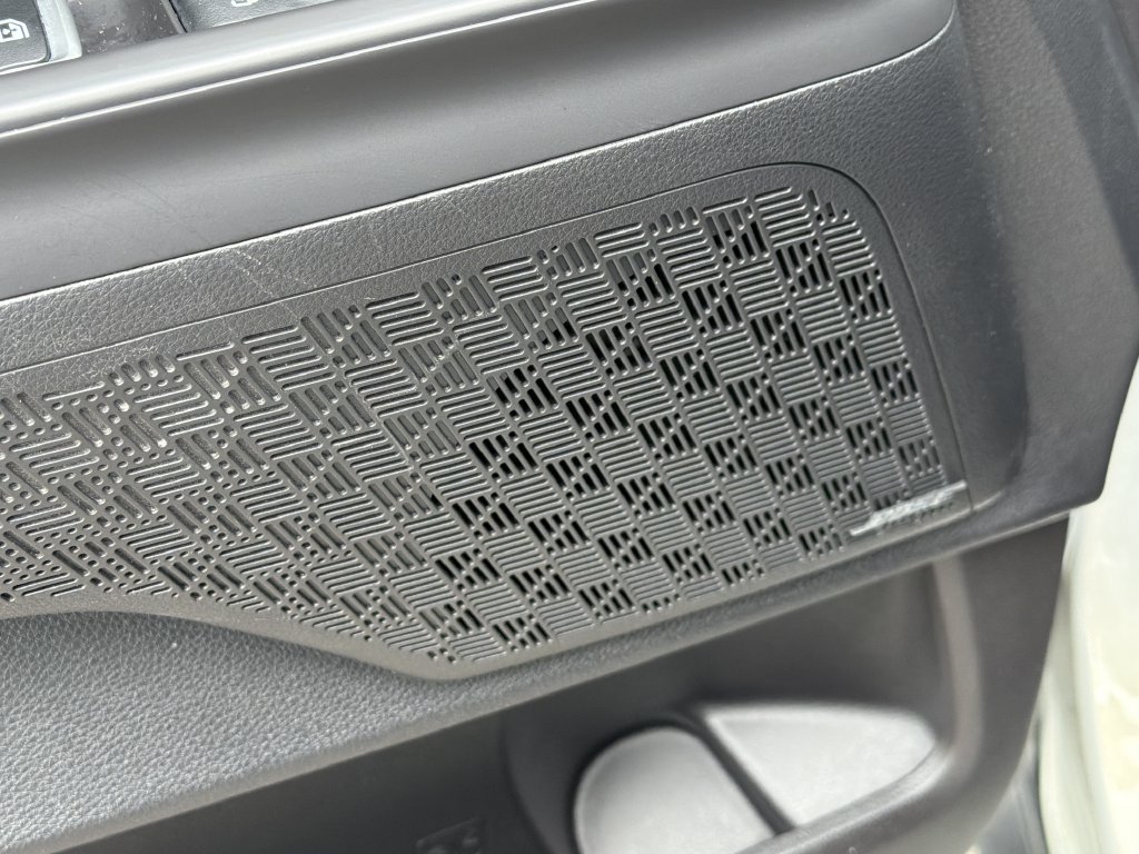 Used 2025 Kia Carnival SX Prestige FWD image 25