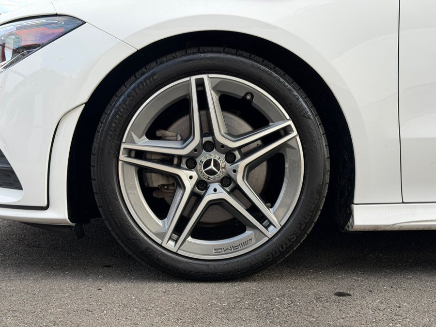 Used 2023 Mercedes-Benz CLA 250 4MATIC image 17