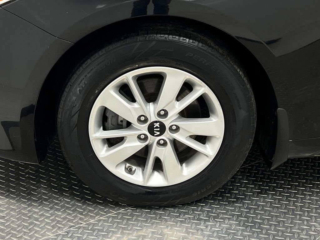 Used 2016 Kia Optima LX image 35