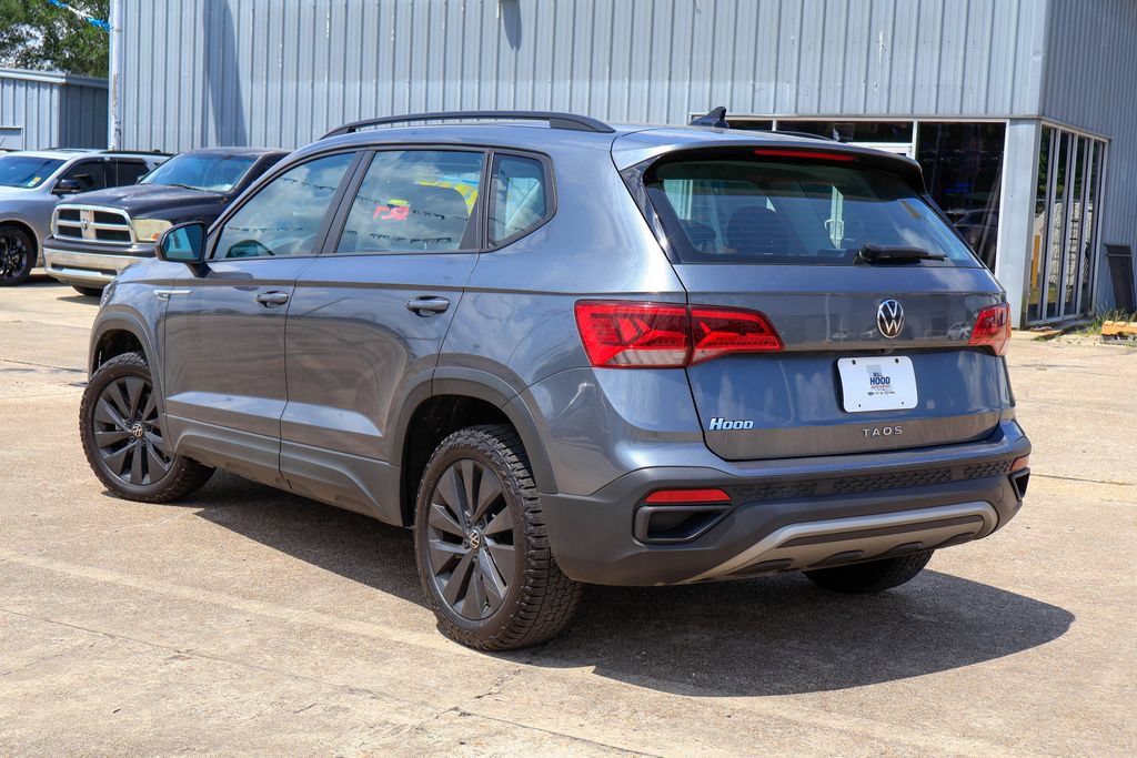Used 2022 Volkswagen Taos S FWD image 2