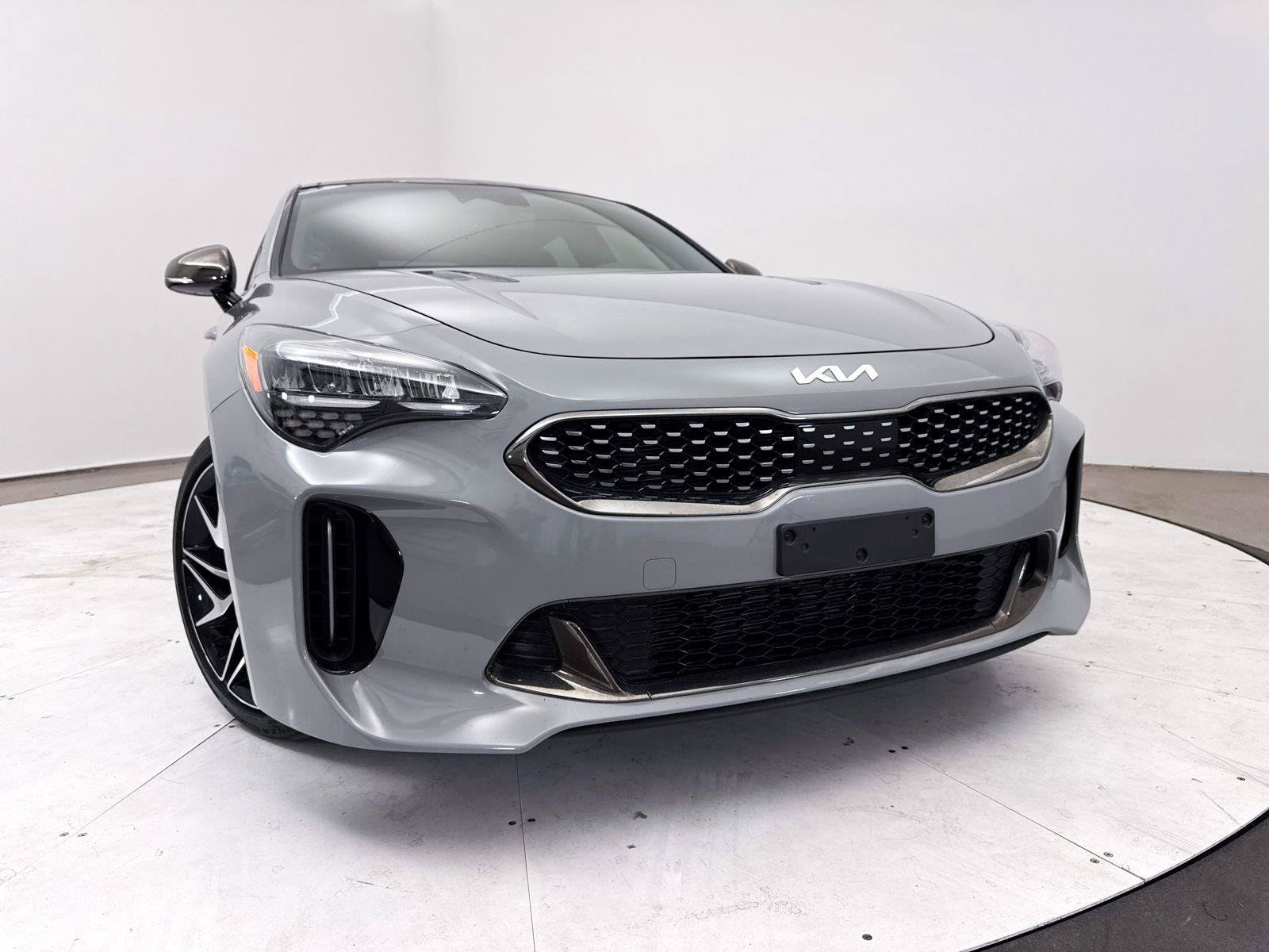 Used 2022 Kia Stinger GT-Line w/ Sun & Sound Package AWD/4WD image 8