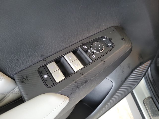 Used 2023 Mitsubishi Outlander SEL AWD/4WD image 19