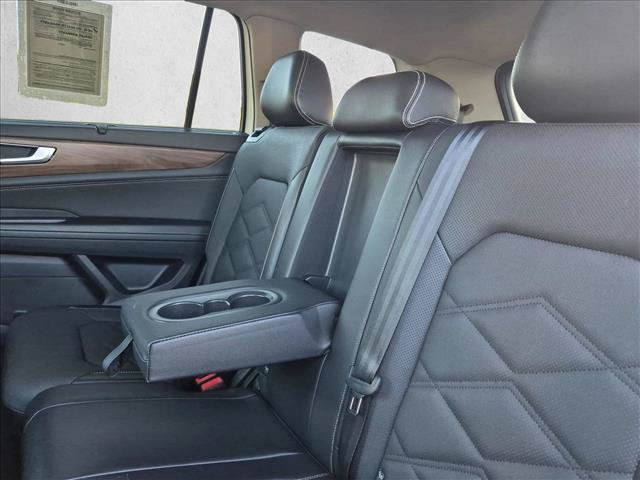 Used 2025 Volkswagen Atlas SE FWD image 27