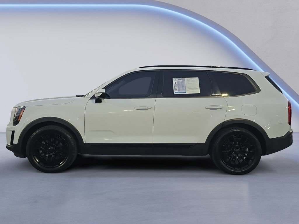 Used 2021 Kia Telluride SX w/ SX Prestige Package image 2