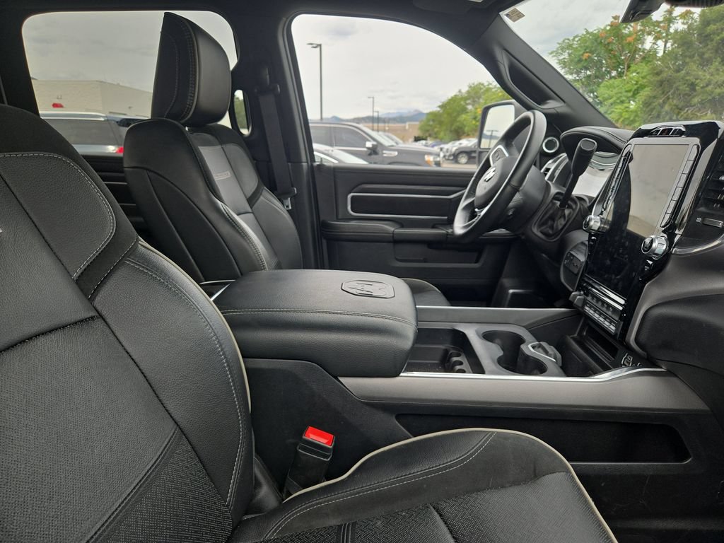 Used 2024 RAM 3500 Laramie w/ Sport Appearance Package AWD/4WD image 6