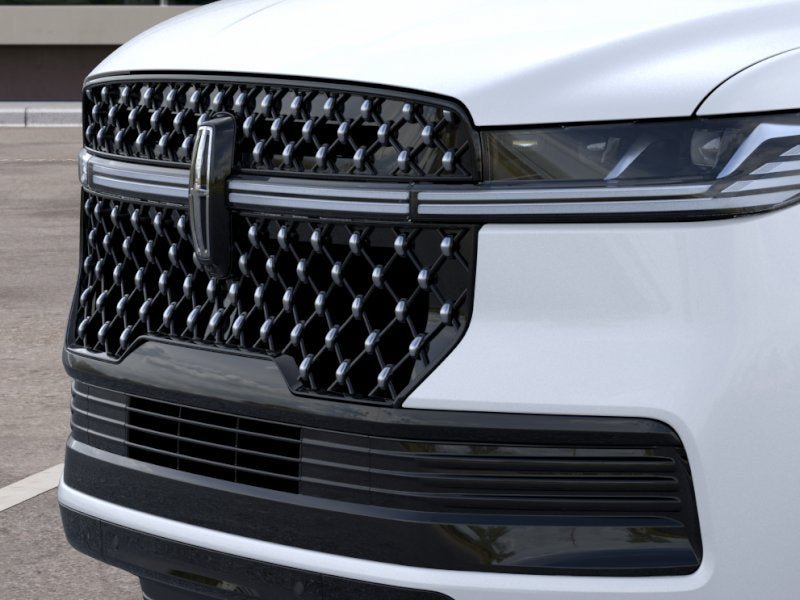 New 2026 Lincoln Navigator L Black Label AWD/4WD image 17
