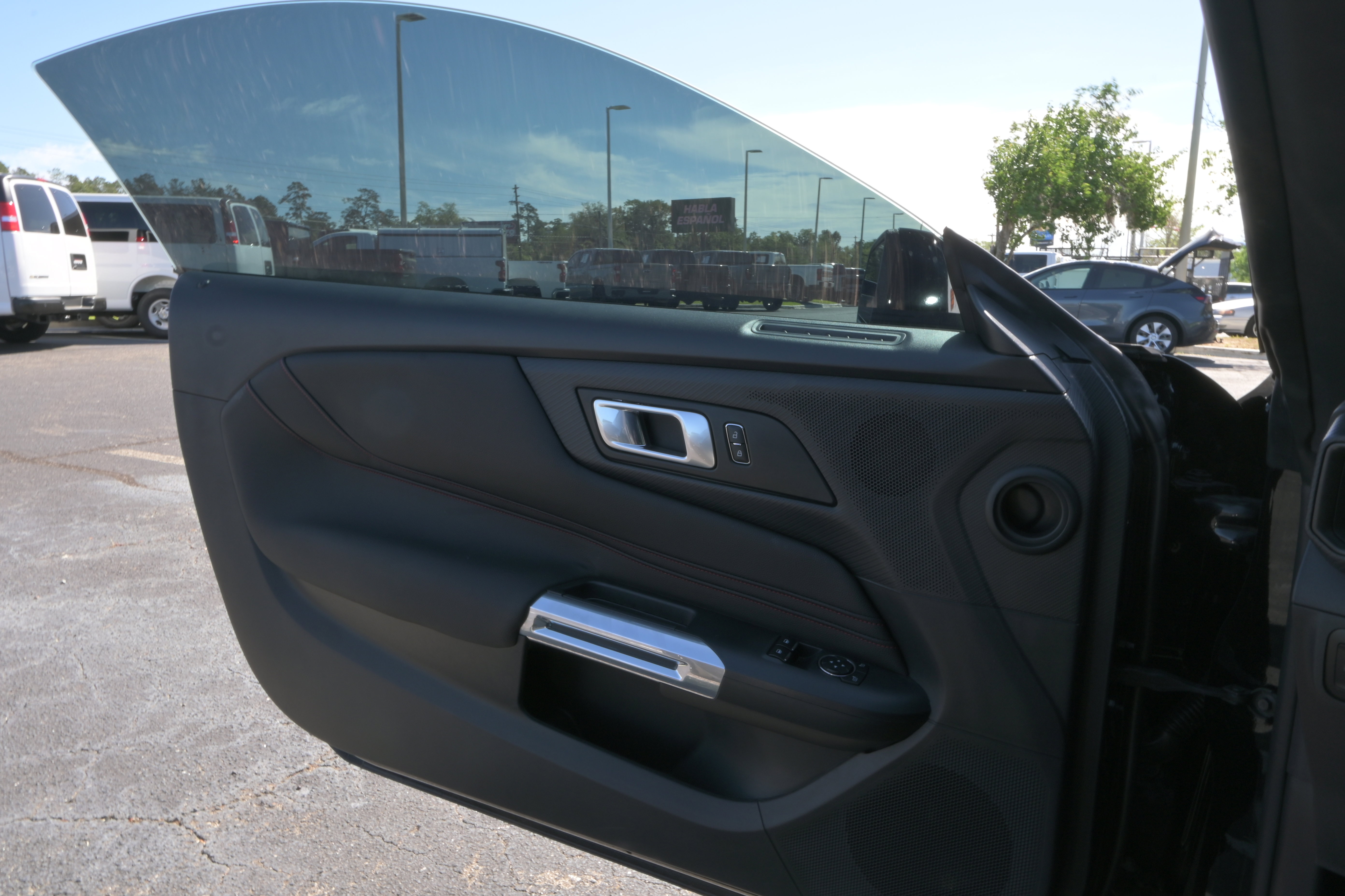 Used 2024 Ford Mustang GT RWD image 22