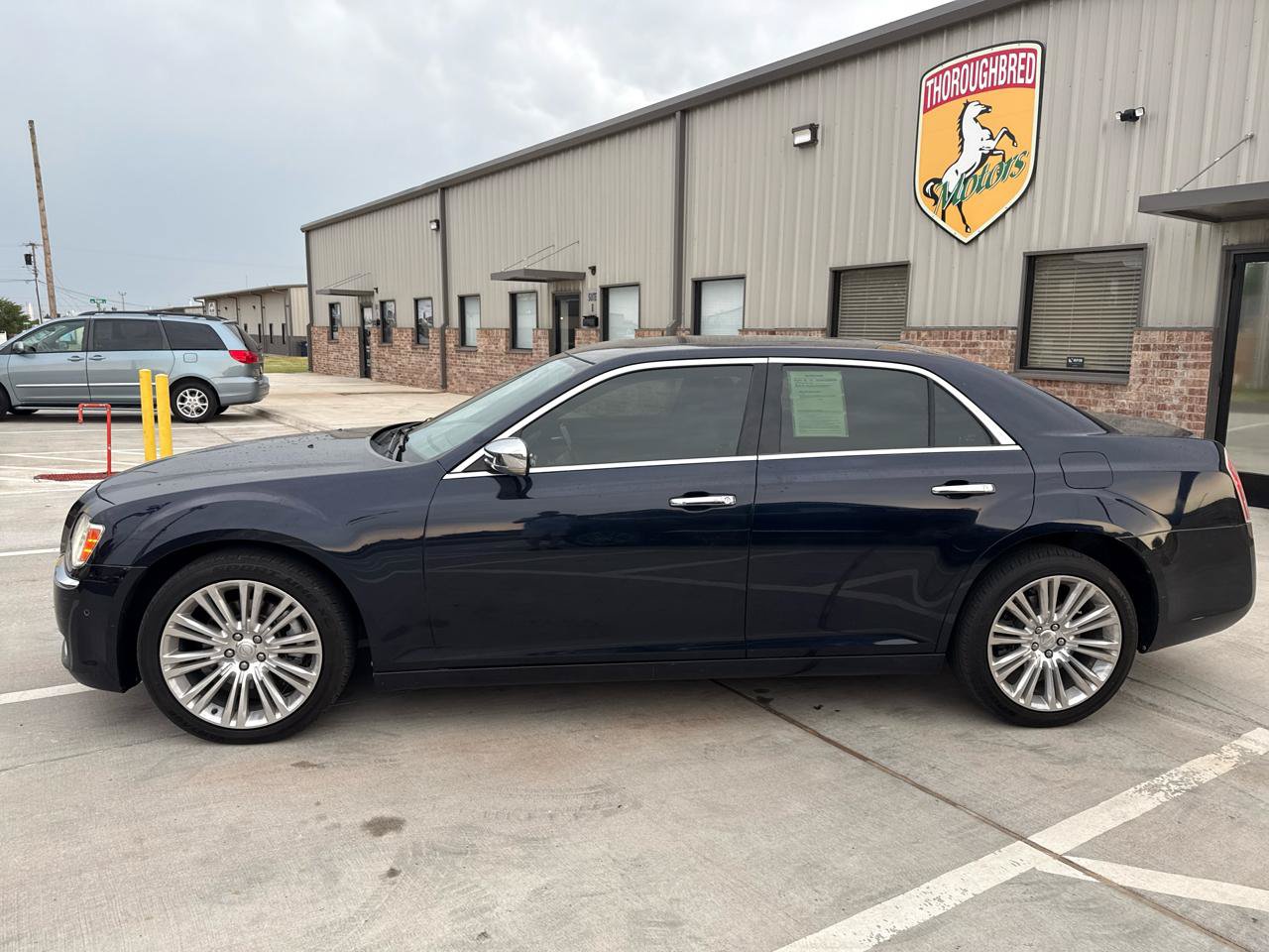 Used 2011 Chrysler 300 C w/ Sound Group RWD image 15