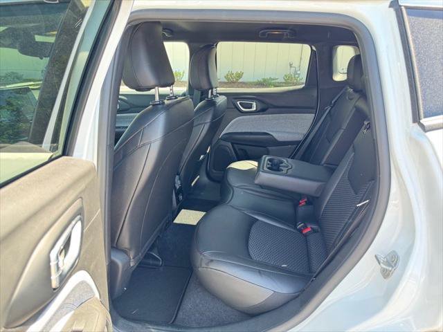 Certified 2026 Jeep Compass Latitude AWD/4WD image 11