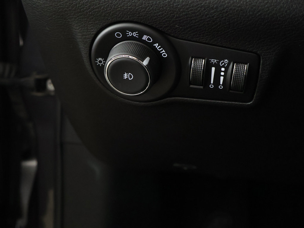 Used 2024 Jeep Compass Limited AWD/4WD image 35