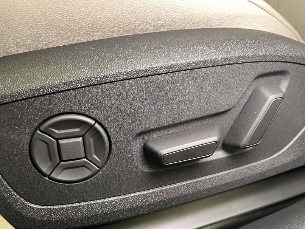 New 2026 Audi A6 Premium Plus image 17