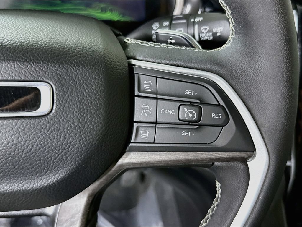 Used 2022 Jeep Grand Cherokee Limited 4xe AWD/4WD image 25